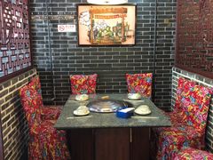 包厢-忆乡情铁锅炖鱼饭店(延庆店)