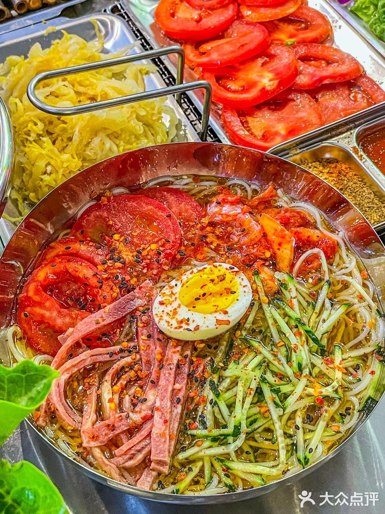 坐20站地铁来吃杭州这家东北烤肉！香晕了