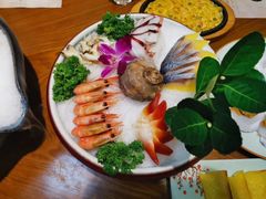 -青瓦餐厅·生鱼片·韩园烤肉(西塔店)