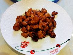 酱爆桃仁鸡丁-柳泉居饭庄
