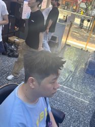 -藤野造型专业烫染接发
