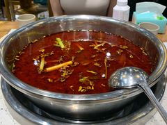 -肖肖酸萝卜鱼火锅(总店)