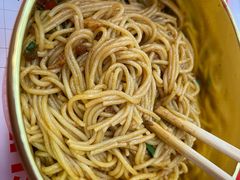 -万方圆拌粉瓦罐汤(恒茂华城店)