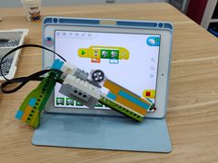 -百变天才机器人编程中心·信奥·VEX竞赛·无人机(金田广场店)