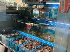 -老东镇啤酒屋海鲜加工·蒸汽海鲜·海鲜烧烤(台东店)