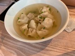 -周震馄饨(雅达阳羡溪山店)