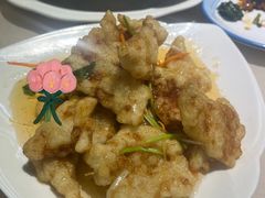 -老码头黑皮肘子锅包肉(赣水路店)