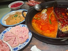 -周小明火锅(黑金冠社区店)