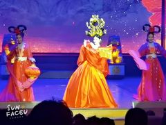 -金东尼人妖秀