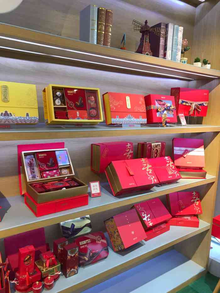 爱哆哆喜饼(普陀店)-"预约了到店体验试吃 味道很不错 包装盒款.