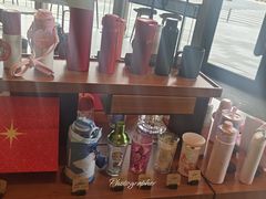 -星巴克臻选(上海虹桥新天地三店)
