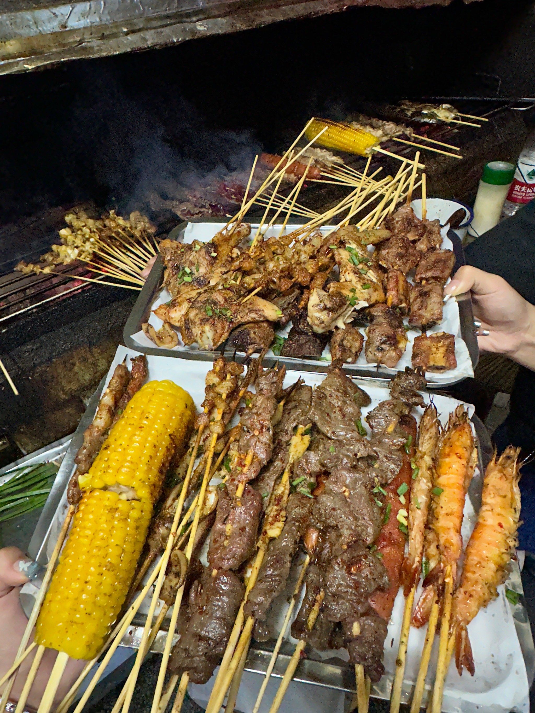 这才是我们长沙本地人爱吃的烧烤!真的吃了很多年了!