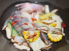 原味原汁锅-鲜潭蒸汽石锅鱼(五道口购物中心店)