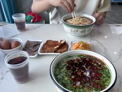 -伊穆祥牛肉面总店·清真