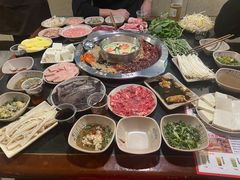 -洞亭火锅(防空洞总店)