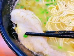 -鲜笃面(肇嘉浜路店)