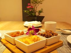 -乐领拈花溪·林涧食韵