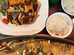 -缘来聚·徽菜名店(黄山宏村店)