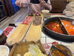 -热火朝天鲜切牛肉火锅(南强街巷店)