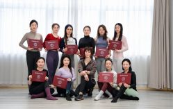 -亚太瑜伽普拉提学院