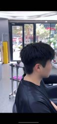 -MOVAN  HAIR莫凡匠人发型屋