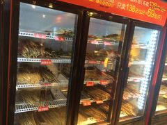 -钢管厂五区小郡肝串串香(奥克斯广场锦城万达店)