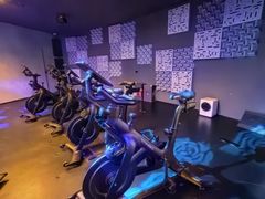 -TANGO LIVEHOUSE动感单车(巴黎春天店)