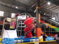-嗨蹦Hi Boom蹦床工厂·蹦床公园