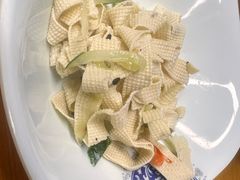 -亲昵春川鸡排(韩国美食街店)