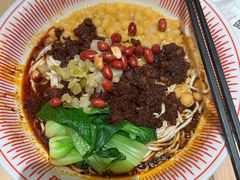 -遇见小面(东方宝泰店)