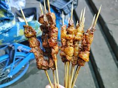 -劳动公园新疆人烤腰子