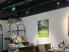 -LESCEDARS Brasserie Bistro香柏树