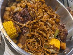-内蒙焖面大盆骨餐馆(山大路店)
