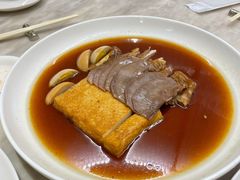 -香港百合居(LCM置汇旭辉广场店)
