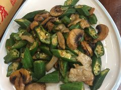 -那家老院子东北菜·饺子·小鸡炖蘑菇(艳华街店)