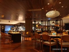 大堂-OPEN開全日自助餐厅·西餐·海鲜(佛山希尔顿酒店)