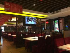 大堂-潮泰牛肉火锅 · 创于1992年(车公庙店)