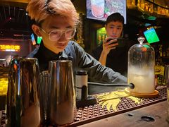 -啤客走廊