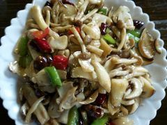 -民食香·腊排骨野生菌美食(木府店)