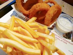 -The Habit Burger Grill 哈比特汉堡(复兴soho店)