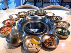 十道正宗韩国小菜-金顺韩式烤肉·网红烤肉店(广利路店)