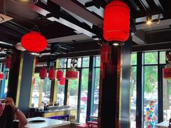 -爱你您·自家鱼塘·活水喷泉鱼火锅(八里店)