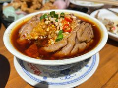 聪明的大脑-炉小二铜锅牛蛙•川湘菜(三里屯店)