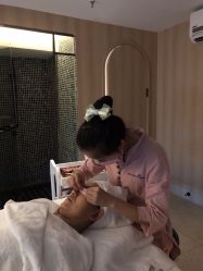 -琦品高端嫩肤经络私佳美场