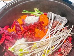-扎起市井老火锅(乐山总店)