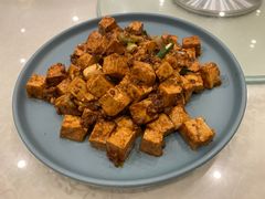 -巢香扣肉馆