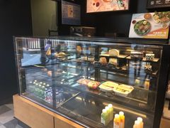 面包甜点陈列柜-星巴克(南京鼓楼吾悦广场店)