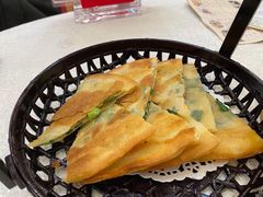 韭菜煎饼-龙的酒楼·手工早茶·顺德菜(近良路店)