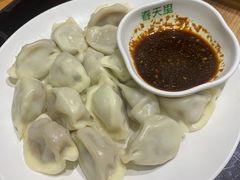 -东北农家院·铁锅炖(莘庄店)