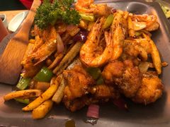 -炭舍干锅·烤鱼(扬名广场店)